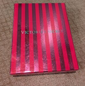 Victoria's Secret hat box